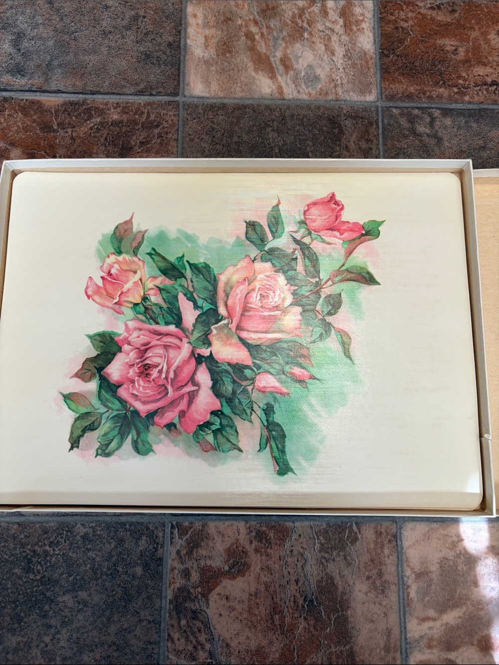 Vintage Pink Rose Bouquet Place Mats – Classic Floral